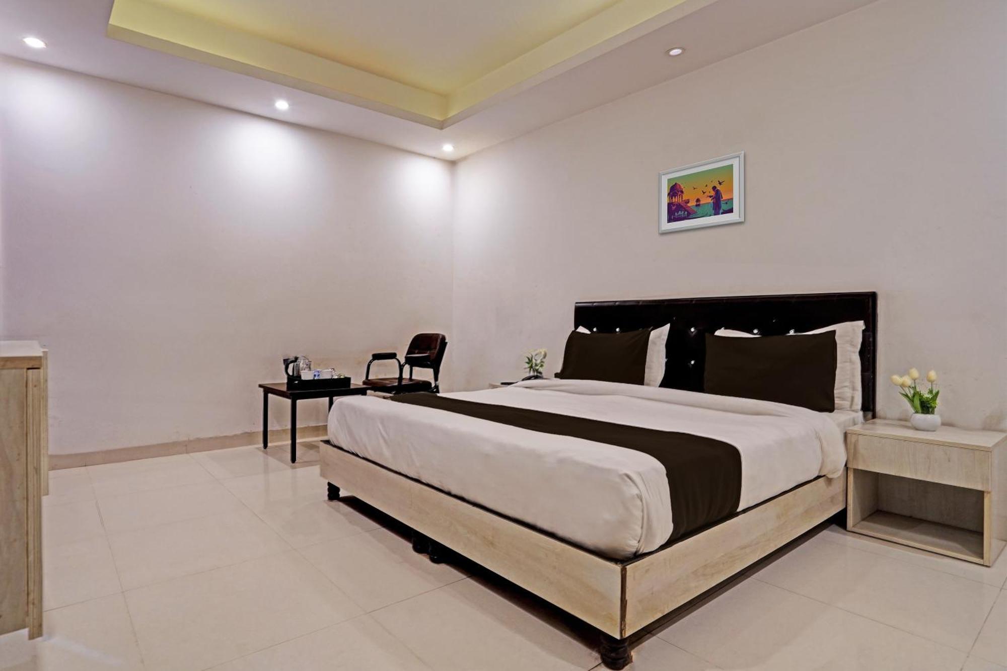 Hotel O Babil Palace Near Omaxe Celebration Mall Gurgaon Exterior foto